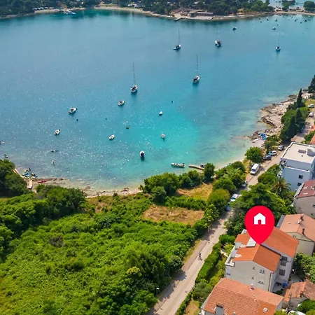 Seaside 067 By Guide Pula