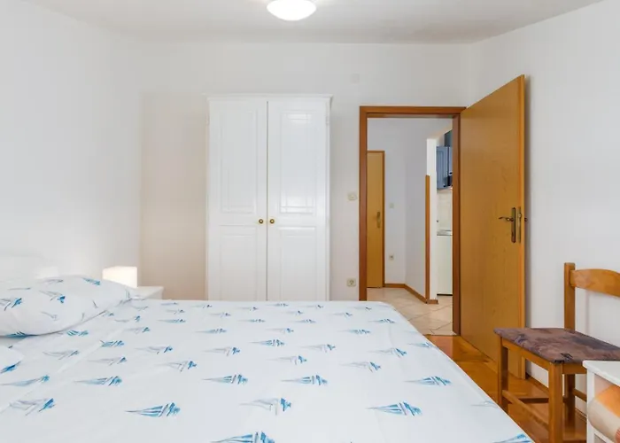 Appartement Seaside 067 By Guide Pula