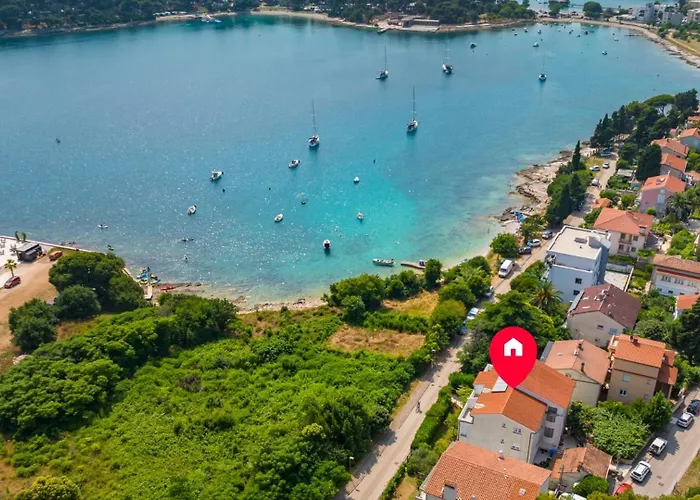 Seaside 067 By Guide Pula